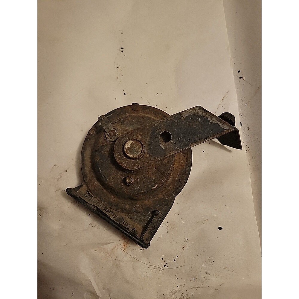Chevy GMC Silverado Sierra Suburban Delco Remy Horn OEM GM Works Vtg 28042